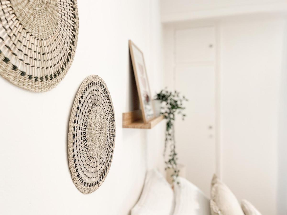 Boho Chic 2Br Apartment In The Center Of Афины Экстерьер фото