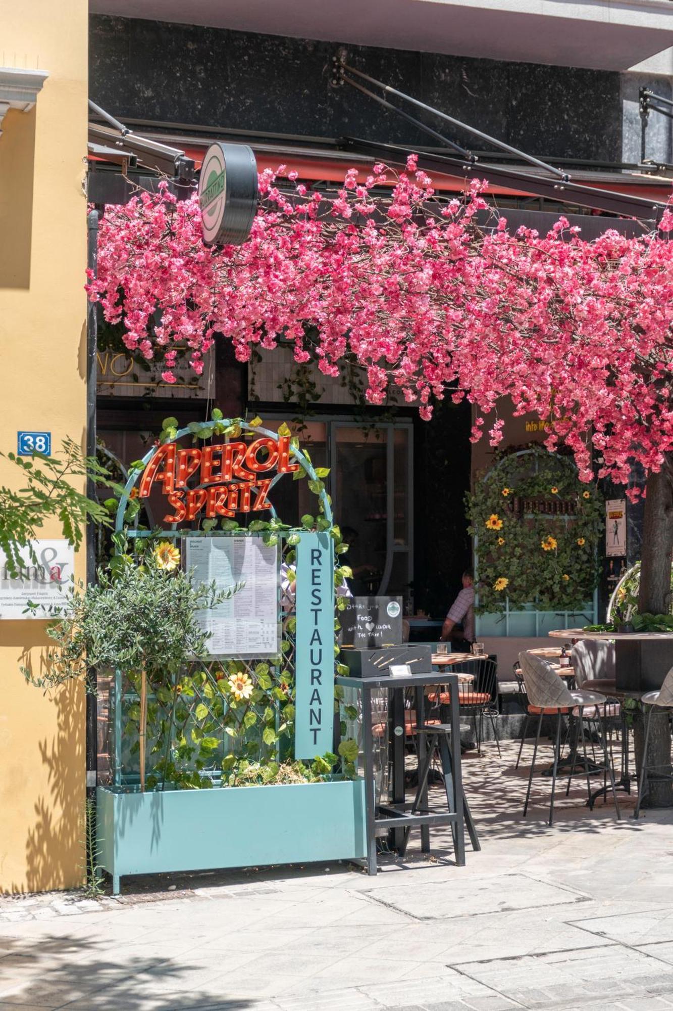 Boho Chic 2Br Apartment In The Center Of Афины Экстерьер фото