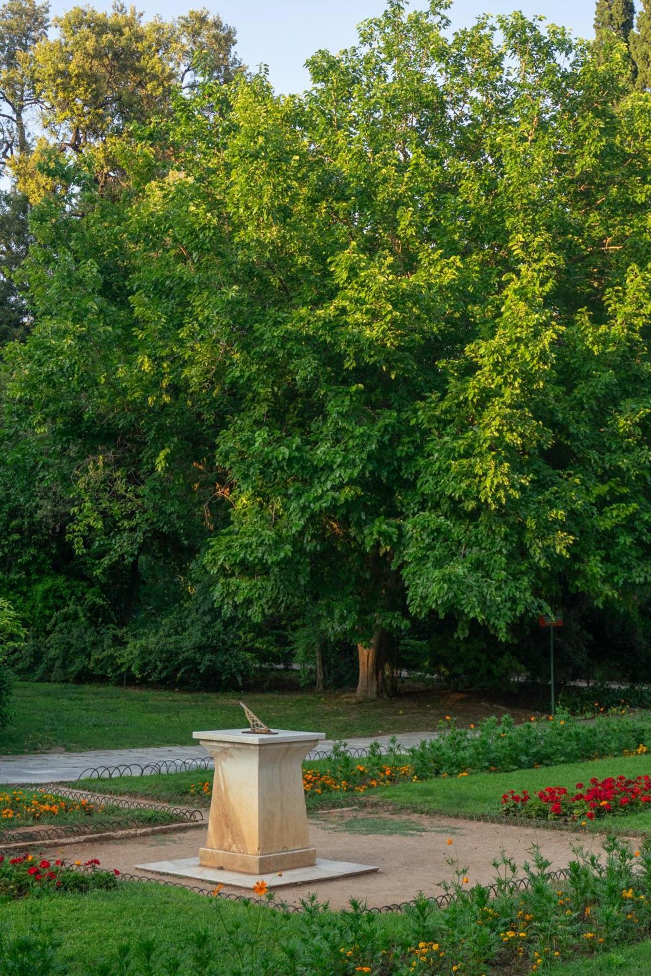 Boho Chic 2Br Apartment In The Center Of Афины Экстерьер фото